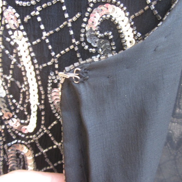 Silk black jacket with silver sequined design - Picture 5 of 7